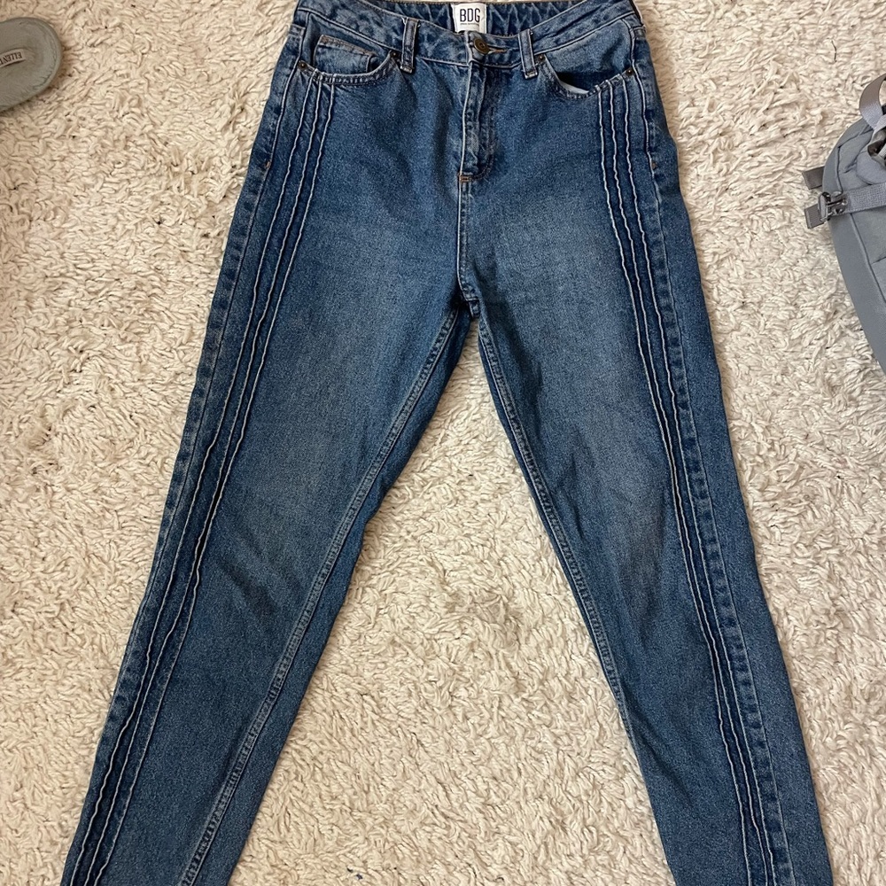 URBAN OUTFITTERS JEANS